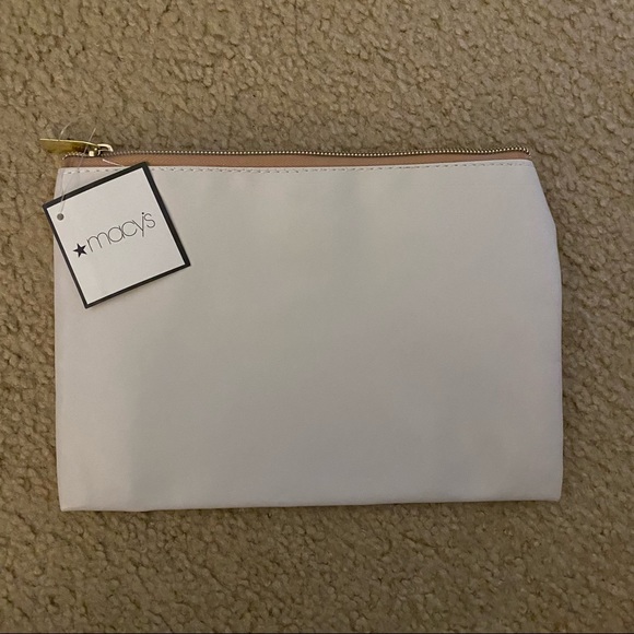 BRAND NEW! Macy’s “BEYOUTIFUL” Cosmetic Bag Pouch Floral - Picture 4 of 5